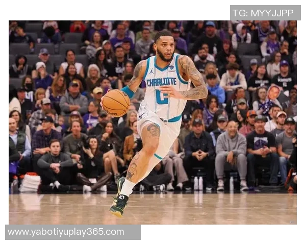 迈尔斯布里奇斯上半场表现出色8投3中贡献14分3助攻并罚球全中